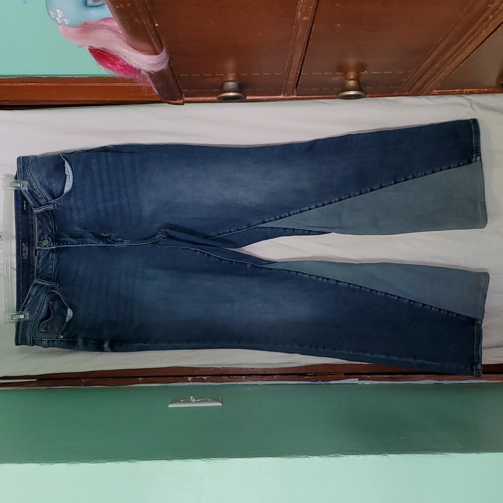Judy Blue Flare Fit Jeans
